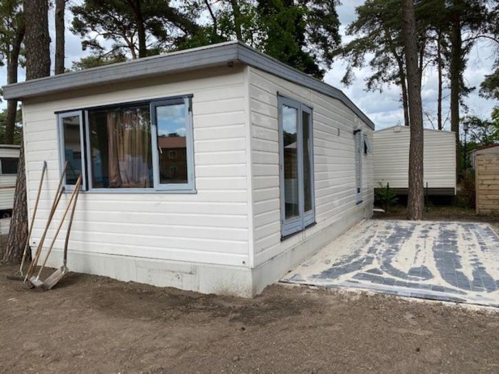 Te koop chalet met jaarplaats op Camping Blauwe Meer, Caravans en Kamperen, Stacaravans, tot en met 4, Ophalen