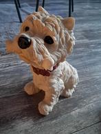 Schattig Hondenbeeldje - Decoratief. 23 hoog, Ophalen of Verzenden, Gebruikt, Kunststof, Dierenbeeld