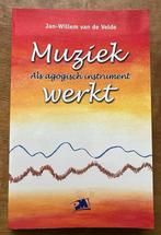 Muziek Werkt  J.W. van de Velde - Muziek werkt, Sociale wetenschap, Ophalen of Verzenden, Zo goed als nieuw, J.W. van de Velde
