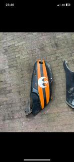 Piaggio skipper achterkap / zijkap, Ophalen