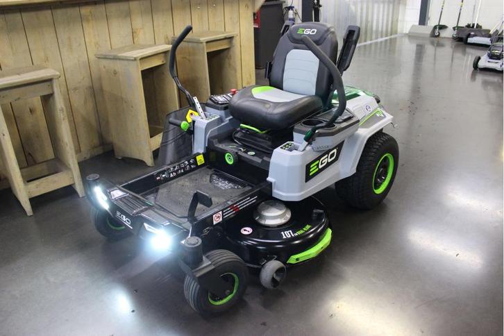 JCC winter aanbieding Ego ZT 4201 E-L accu zitmaaier, Tuin en Terras, Zitmaaiers, Zo goed als nieuw, 90 tot 120 cm, Mulchfunctie