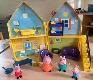 Peppa pig meeneem huis beschikbaar voor biedingen