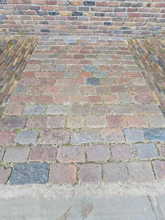 Prachtige partij zweeds graniet!!, Tuin en Terras, Tegels en Klinkers, Gebruikt, Klinkers, Natuursteen, Ophalen of Verzenden