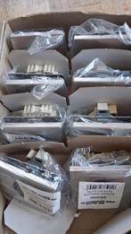 nieuw!! 8 stuks jung wcd's/stopcontact edelstaal ES 2520 N, Ophalen of Verzenden, Nieuw, Stopcontact