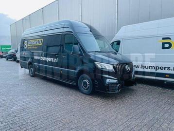 Bumper Mercedes Sprinter W907 SPORT AMG Petronas Voorbumper  beschikbaar voor biedingen