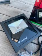 Nieuwe ledlamp rgb kleuren instelbaar met afstandbediening., Ophalen of Verzenden, Zo goed als nieuw, Licht