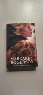 An Enchantment of Ravens - Margaret Rogerson, Ophalen of Verzenden, Zo goed als nieuw