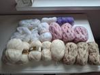 Veel veel bollen zacht mohair achtig brei of haakgaren, Hobby en Vrije tijd, Breien en Haken, Ophalen of Verzenden, Breien of Haken