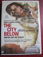 The city Below, Vanaf 12 jaar, Ophalen of Verzenden, Zo goed als nieuw, Drama