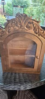 Gouden Vitrine Hangkastje, Huis en Inrichting, Ophalen, Minder dan 50 cm, Vintage, Minder dan 25 cm