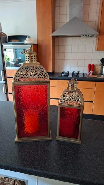 Lampen lantaarn. Brons/goud met rood glas beschikbaar voor biedingen
