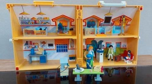 Playmobil 5870 - Dierenkliniek (meeneemkoffer), Kinderen en Baby's, Speelgoed | Playmobil, Zo goed als nieuw, Complete set, Ophalen of Verzenden