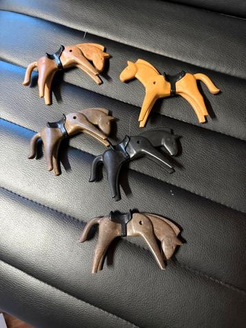 Playmobil Paardjes - Set van 5 beschikbaar voor biedingen
