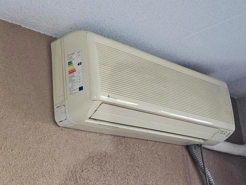 Airco met buitenunit Chigo BIJNA GRATIS, Witgoed en Apparatuur, Airco's, Gebruikt, Wandairco, Ophalen