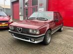 Alfa Romeo Giulietta 2.0 Lusso, Auto's, Alfa Romeo, Gebruikt, Beige, 4 cilinders, Handgeschakeld