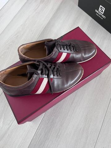 Bally leather sneakers beschikbaar voor biedingen