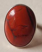 Mooie 925 zilveren ring met rode jaspis maat 18, 18 tot 19, Verzenden, Zo goed als nieuw, Dame