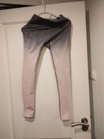 Gymshark Legging, Kleding | Dames, Maat 38/40 (M), Ophalen of Verzenden, Grijs, Gymshark