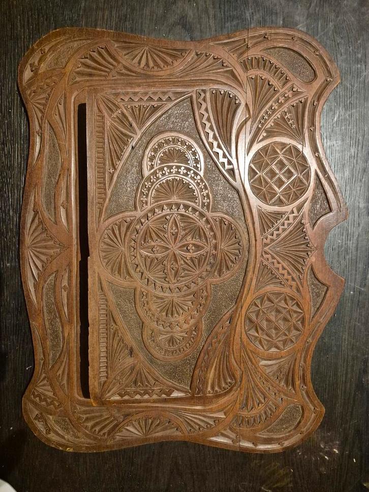 Antieke houten brievenhouder, posthouder fries houtsnijwerk, Antiek en Kunst, Antiek | Woonaccessoires, Ophalen of Verzenden