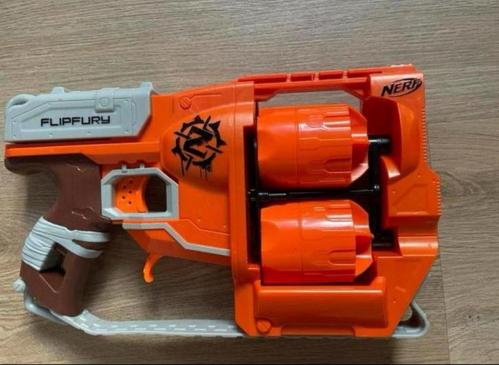 NERF(s) deal! Zombie Strike & Triao, Kinderen en Baby's, Speelgoed | Buiten | Actiespeelgoed, Zo goed als nieuw, Ophalen of Verzenden