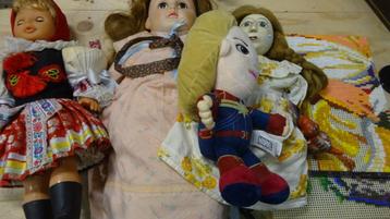 (4) - Rommelmarkt doos beschikbaar voor biedingen