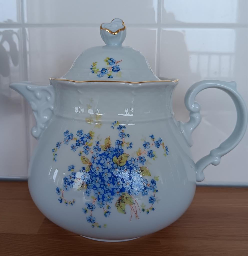 Thun Theepot met Vergeet-mij-nietjes, Ophalen of Verzenden
