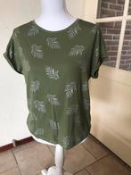 Groen T-shirt met blaadjes, Maat 38/40 (M), Liz Devy, Ophalen of Verzenden, Korte mouw