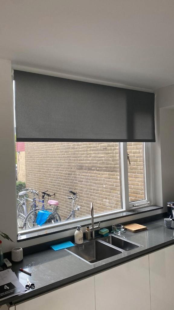 Rolgordijn Grijs Linnen, Huis en Inrichting, Stoffering | Gordijnen en Lamellen, Zo goed als nieuw, 150 tot 200 cm, 150 tot 200 cm