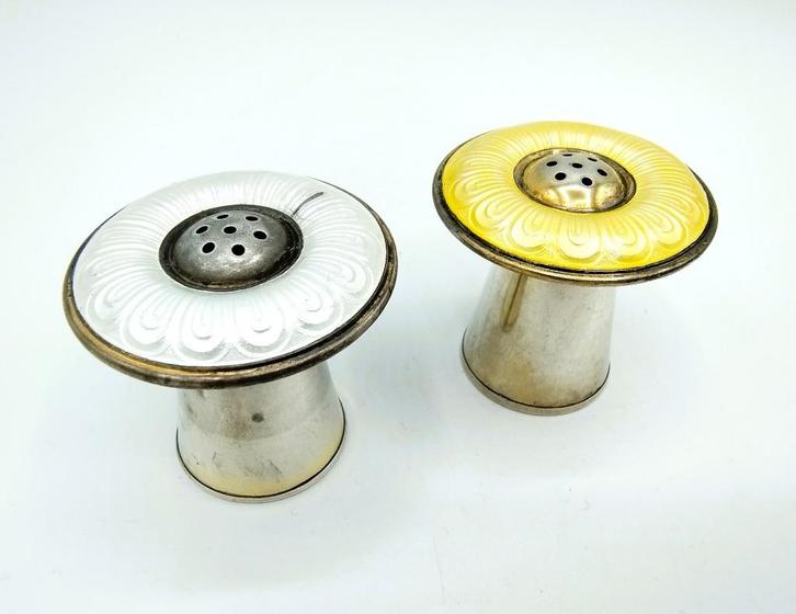 Zilveren Noors peper- en zoutstel, A. Holmsen, Sandefjord, Antiek en Kunst, Antiek | Goud en Zilver, Zilver, Verzenden