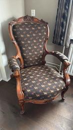 Anieke stoel, Ophalen