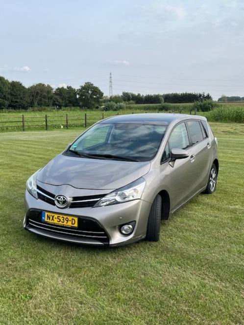 Toyota Verso 1.6 D-4d-f 5P 2015 Bronze, Auto's, Toyota, Particulier, Verso, ABS, Achteruitrijcamera, Airbags, Airconditioning