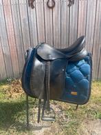 Euroriding luxor dressuurzadel 17 inch, Ophalen, Gebruikt, Dressuur