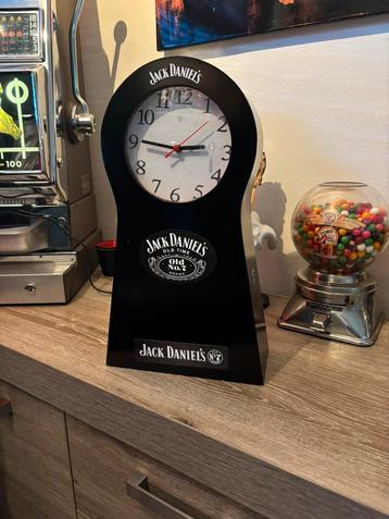 Jack Daniels klok beschikbaar voor biedingen
