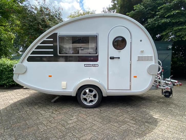 t@b 320 white met luifel en 2 voortenten - 2012, Caravans en Kamperen, Caravans, Particulier, tot en met 2, 500 - 750 kg, Rondzit