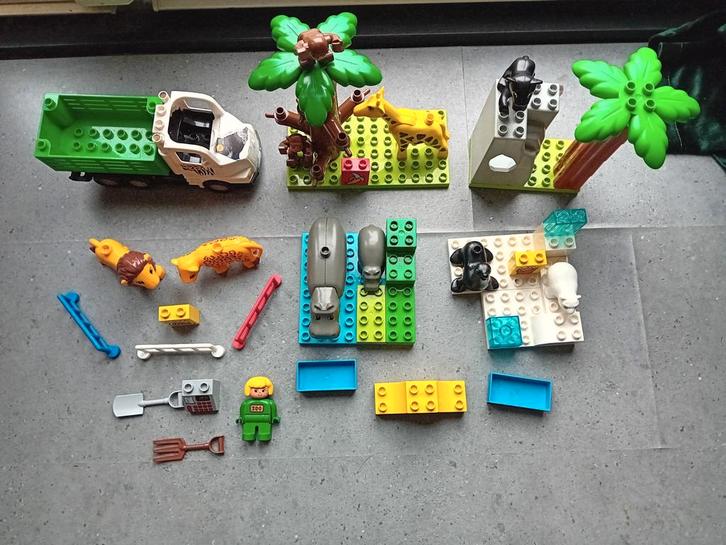 Lego Duplo dierentuin dieren en verzorger met accessoires, Kinderen en Baby's, Speelgoed | Duplo en Lego, Gebruikt, Duplo, Ophalen of Verzenden