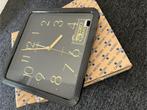 Zwarte Retro Seiko Wandklok, Huis en Inrichting, Woonaccessoires | Klokken, Ophalen of Verzenden, Nieuw, Analoog, Wandklok
