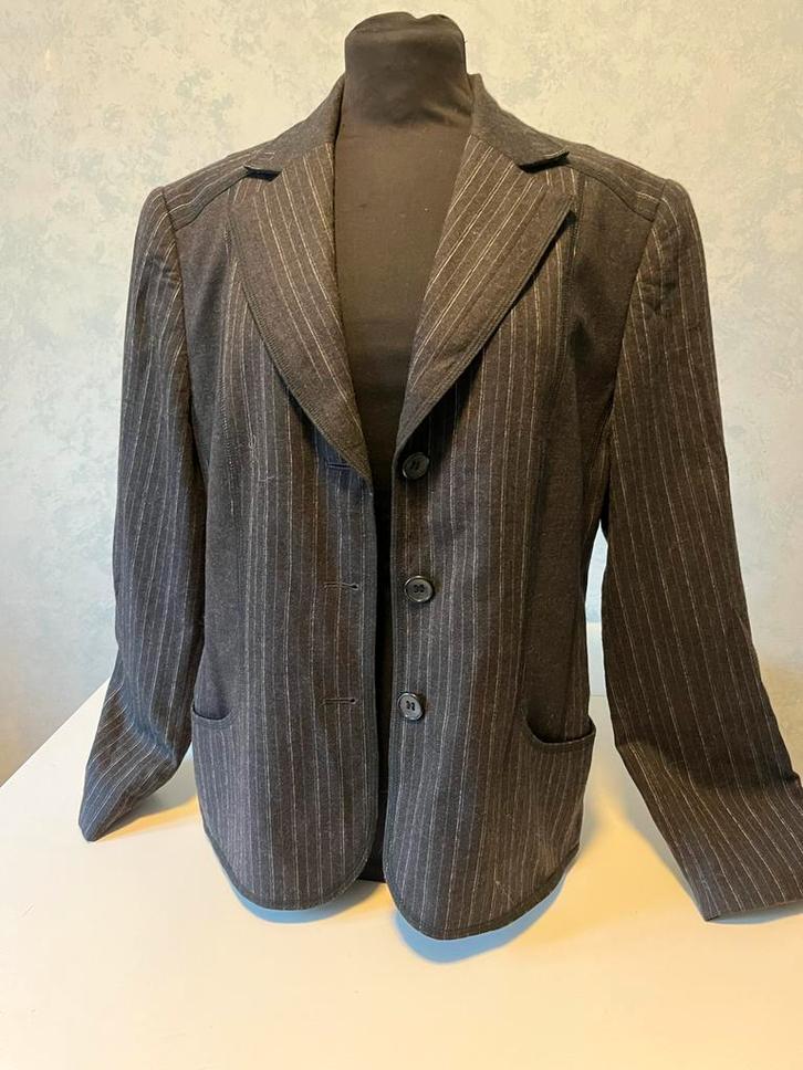 Gerry Weber Blazer Scheerwol - Maat 40 - Ongedragen, Kleding | Dames, Jasjes, Kostuums en Pakken, Nieuw, Maat 38/40 (M), Grijs