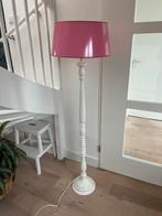 Mooie staande lamp met roze kap, Huis en Inrichting, Lampen | Vloerlampen, Ophalen, Zo goed als nieuw, 150 tot 200 cm
