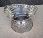 Verzilverde (90) N bonbonmandje van het merk Zilfa Pleet., Antiek en Kunst, Verzenden