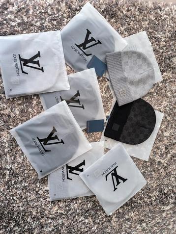 LV mutsen nieuw! beschikbaar voor biedingen