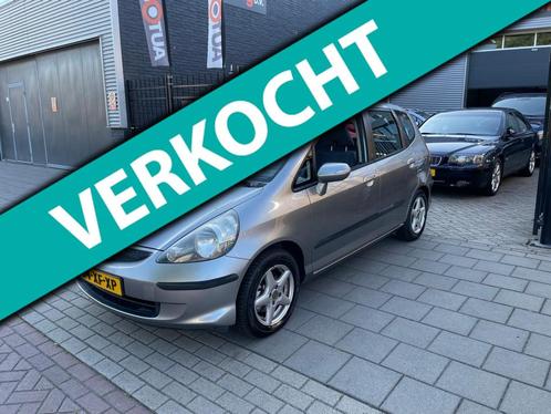 Honda Jazz 1.4 LS 3e Eigenaar! Trekhaak Airco NAP APK 1 Jaar, Auto's, Honda, Bedrijf, Te koop, Jazz, ABS, Airbags, Airconditioning