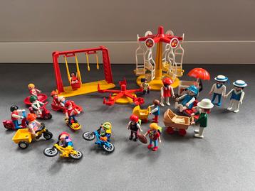 Playmobil Speeltuin met Schommel & Draaimolen beschikbaar voor biedingen