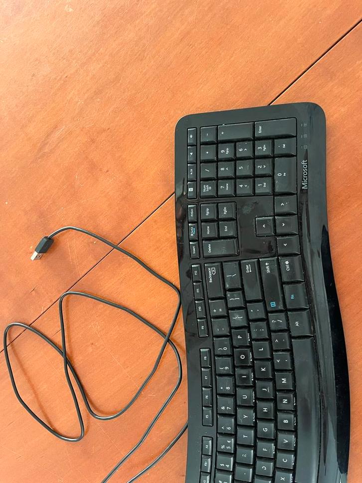 Microsoft Ergonomisch Toetsenbord, Computers en Software, Toetsenborden, Gebruikt, Qwerty, Bedraad, Ergonomisch, Ophalen