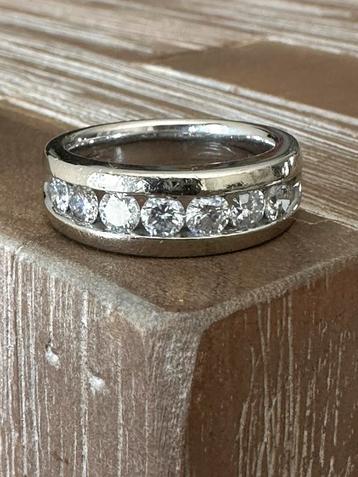 Zware 14krt witgouden rijring met diamanten ca. 1.05ct beschikbaar voor biedingen