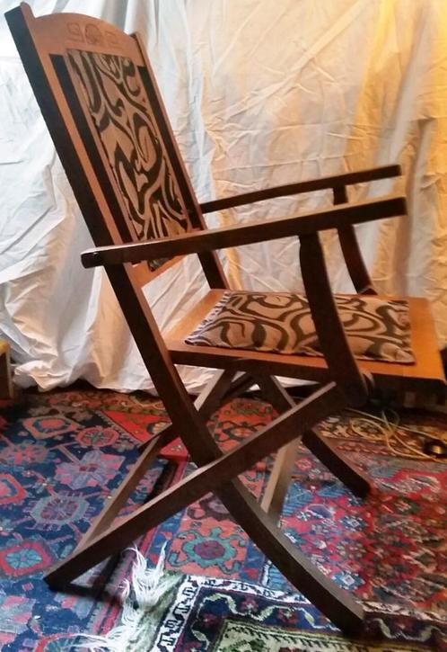 KOOPJE !!!!>>> Houten gestoffeerde klapstoel uit de 19e eeuw, Antiek en Kunst, Antiek | Meubels | Stoelen en Banken, Ophalen of Verzenden