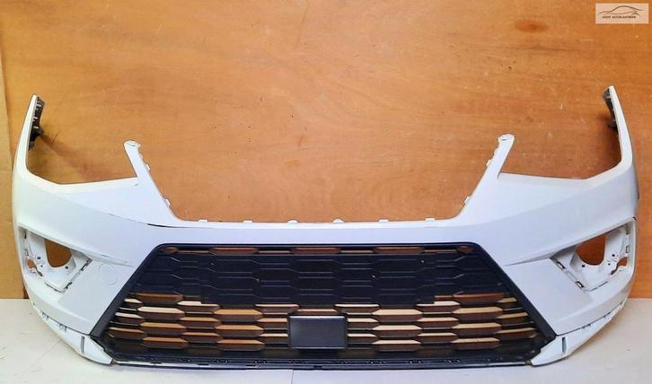 Voorbumper orgineel Seat Arona 2017-2021 6F9807221B, Auto-onderdelen, Carrosserie en Plaatwerk, Bumper, Seat, Voor, Gebruikt, Herkomst onderdeel bekend
