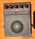 George Dennis King Bee overdrive/distortion pedal, Muziek en Instrumenten, Effecten, Ophalen of Verzenden, Gebruikt, Distortion, Overdrive of Fuzz