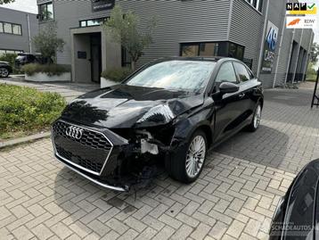 Audi A3 1.5 35TFSI S-LINE LEDER/NAVI/CRUISE/LED-MATRIX/VOL beschikbaar voor biedingen