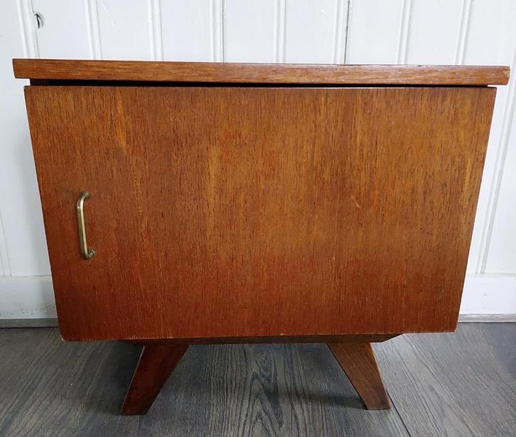 Nachtkastje/kastje, retro/vintage, Verzamelen, Retro, Huis en Inrichting, Ophalen
