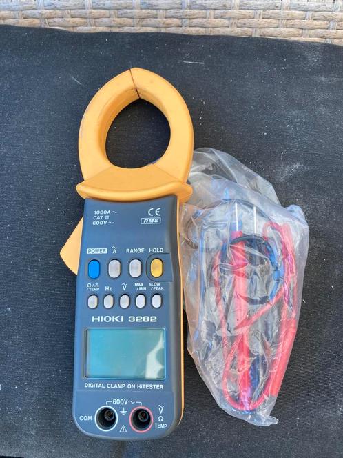 Hioki zgan bijna tot weinig gebruikt komt met hioki tasje, Doe-het-zelf en Verbouw, Meetapparatuur, Zo goed als nieuw, Multimeter